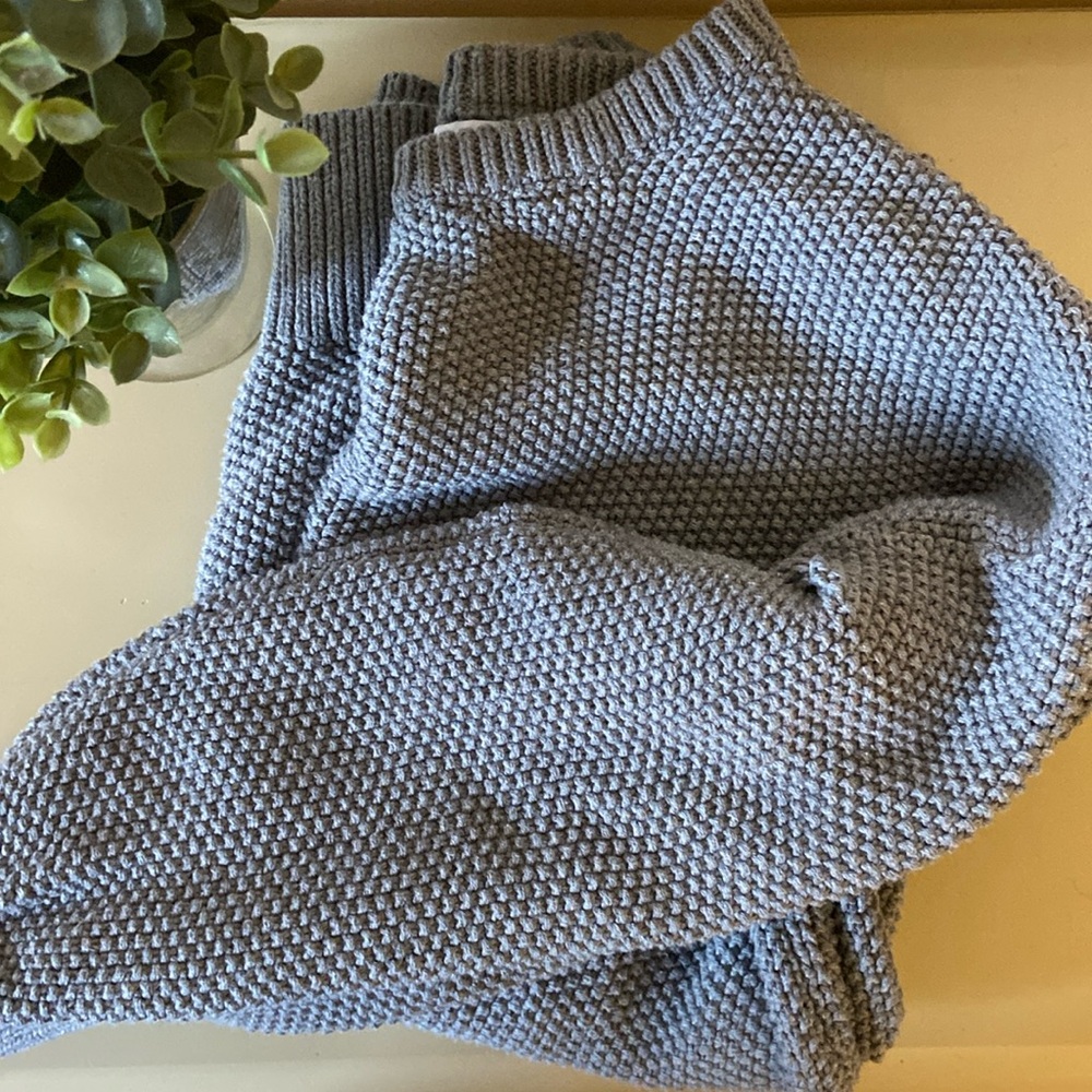 Old Navy Grey Pullover